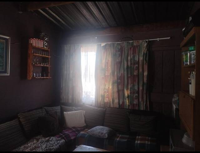 2 BEDROOM HOUSE FOR SALE IN ZONKIZIZWE